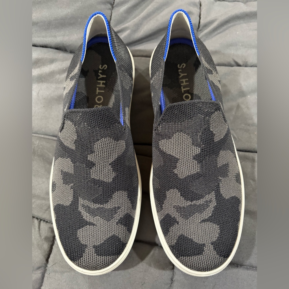 Retired Rothy's Size 7.5 Black and Gray Slip-On Shoes